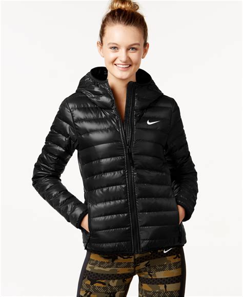 Women's Nike Coats & Jackets 